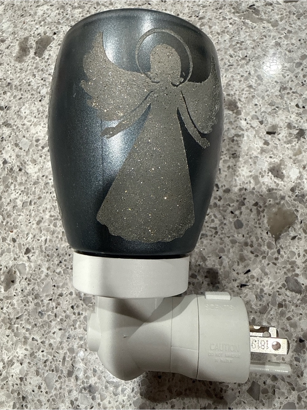 Scentsy Angel Night Light Plug-In - Black and Silver
